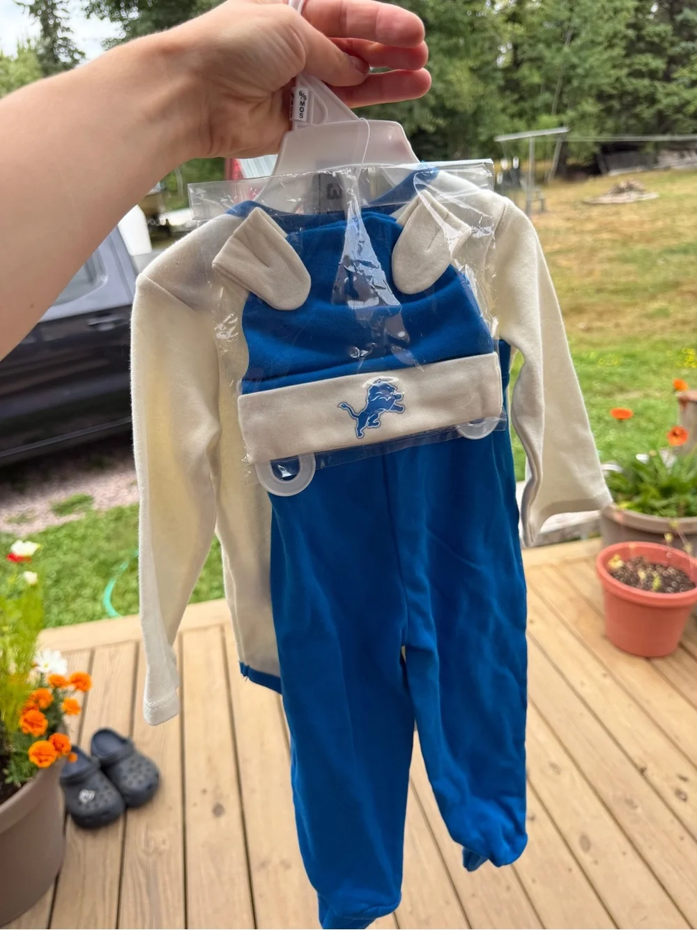 NFL Lions Baby Three-Piece One-Piece Set in Blue and Cream - NWT